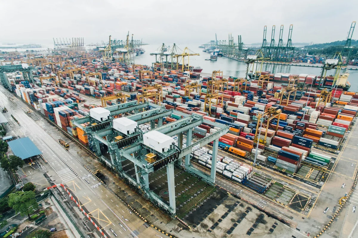 Container-Terminal — Logistik-Referenzbild